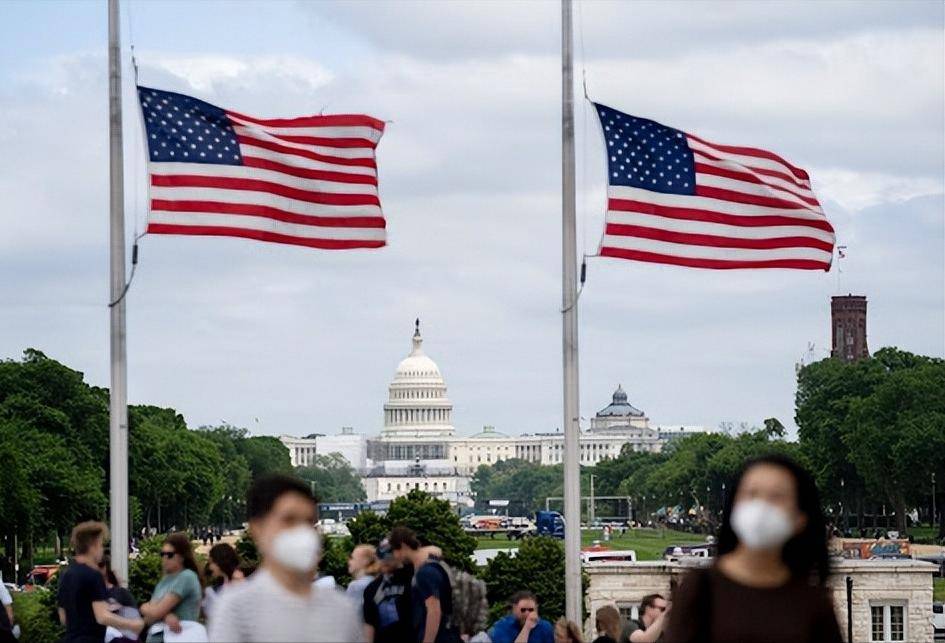 特朗普叫停电动汽车充电项目后，美国16州起诉联邦政府