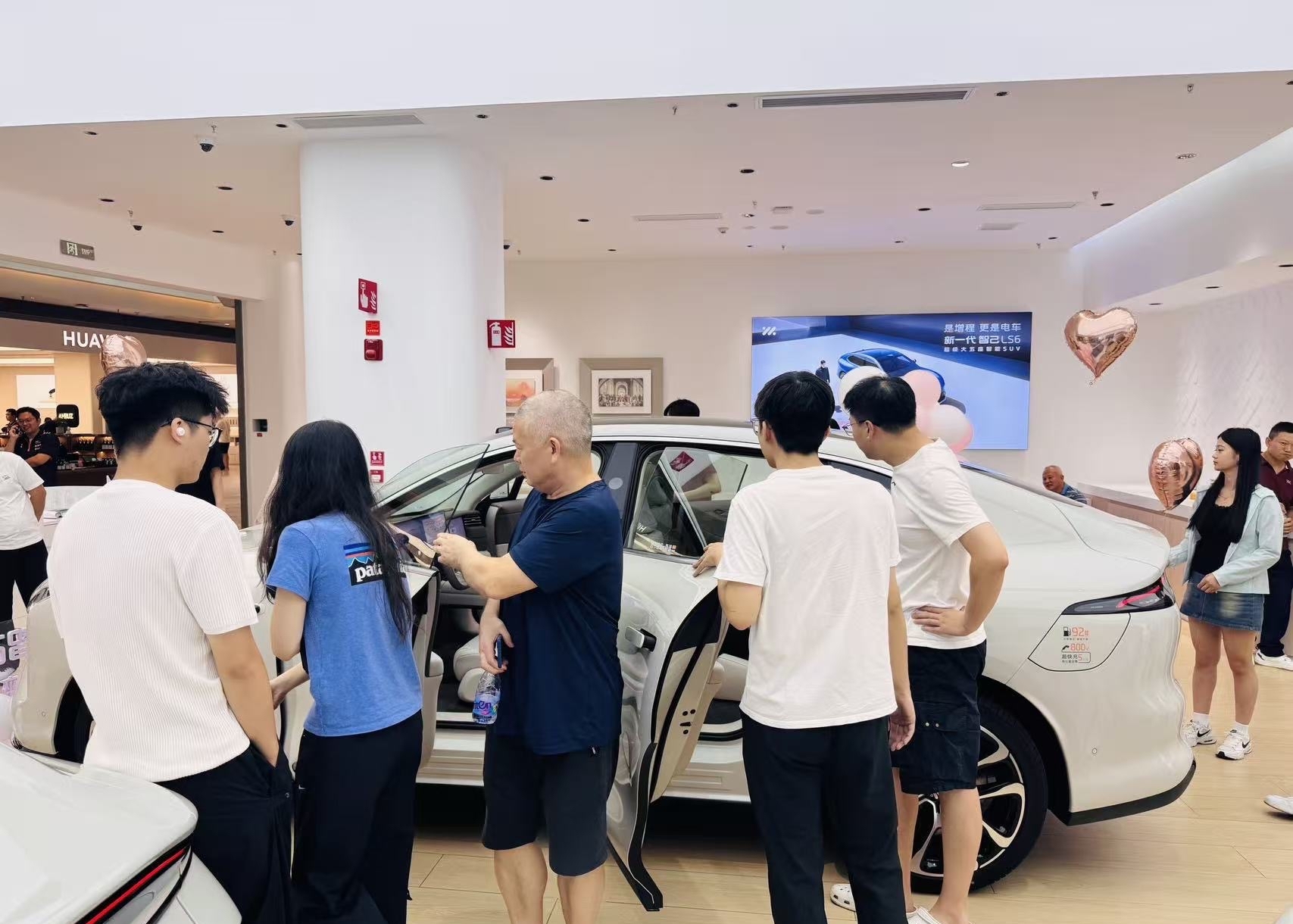 【盖世快讯】最高补2万元，2026年汽车以旧换新政策延续；传小米汽车明年拟推4款新车