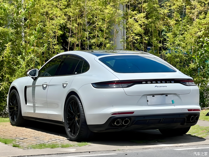 保时捷智能化升级，背后有“它”的身影