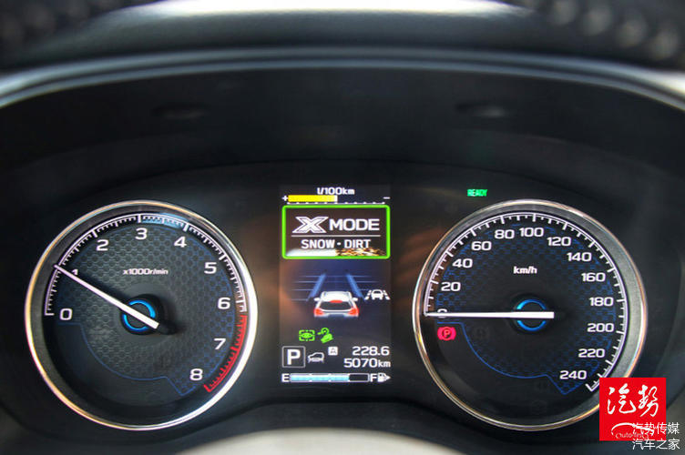 专家警示冬季车辆误操作风险：雪地打滑或致多系统损伤