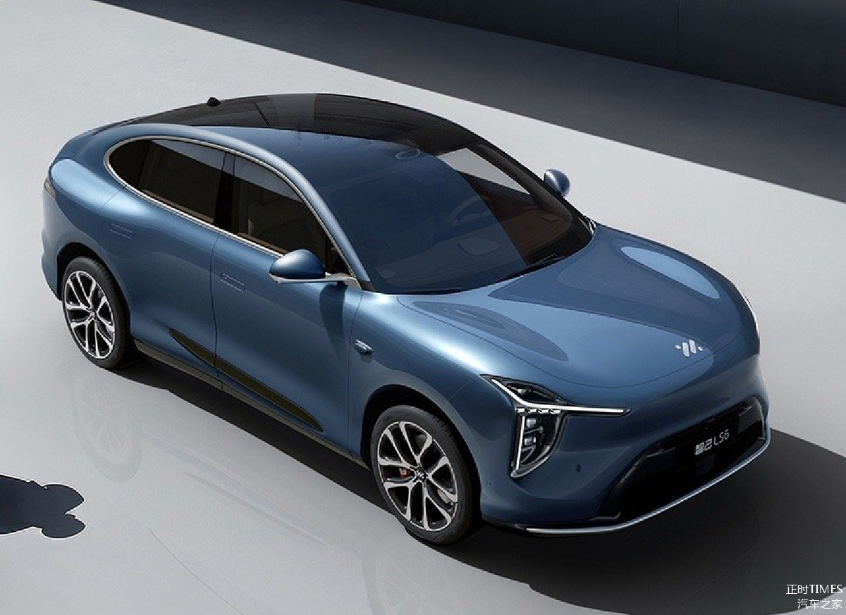 车圈十大人事变动,透视行业的焦虑与奋进 | 看见2025