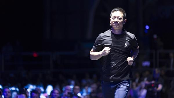 贾跃亭：FF机器人即将销售交付