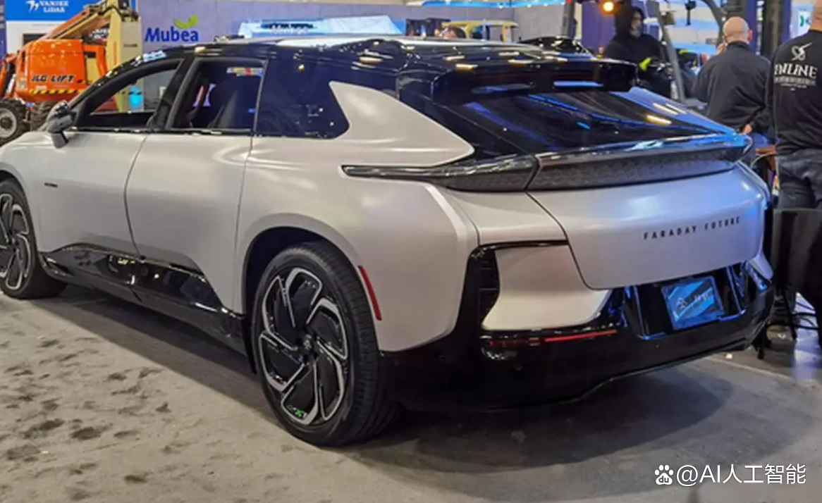 贾跃亭:FF机器人即将销售交付