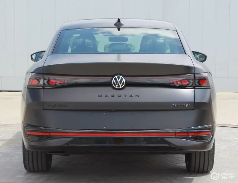 一汽-大众公布2026年计划：全年13款新车油电混共进