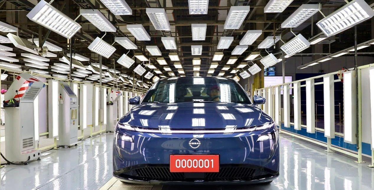 东风日产首款中大型电动 SUV 车型NX8正式量产下线