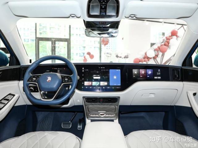 恒大汽车公告:继续停牌,复牌时间待定