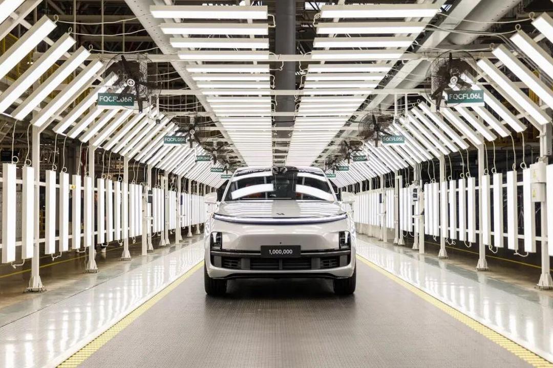 理想汽车1月交付2.77万辆新车