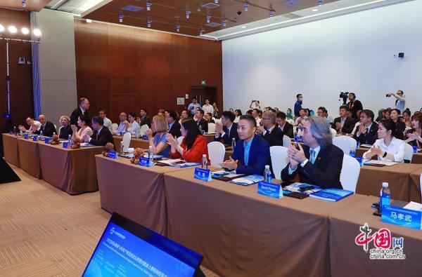 经纬恒润与中兴微电子签署战略合作协议