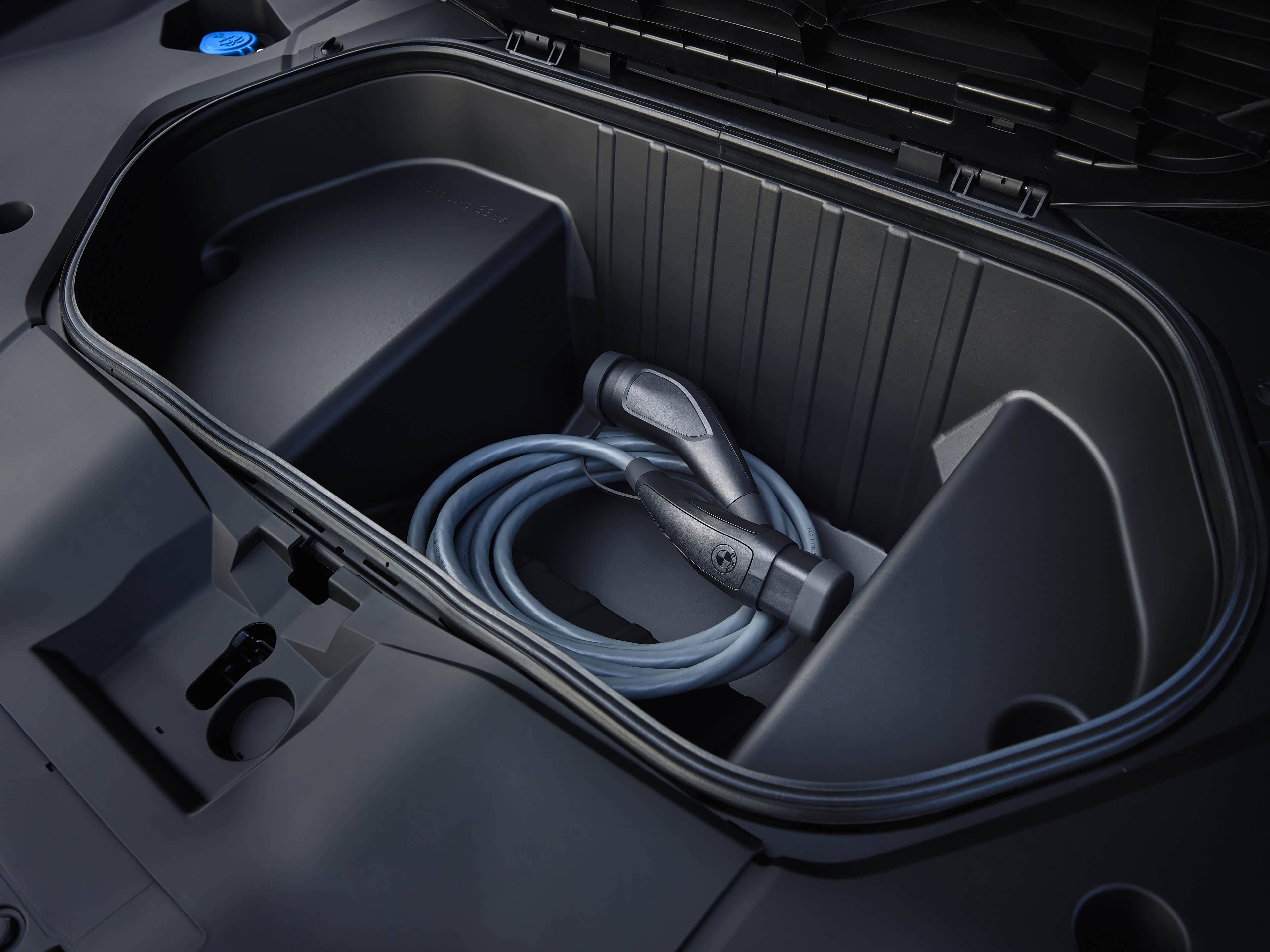 宝马携手宁德时代,新世代iX3北京车展首发