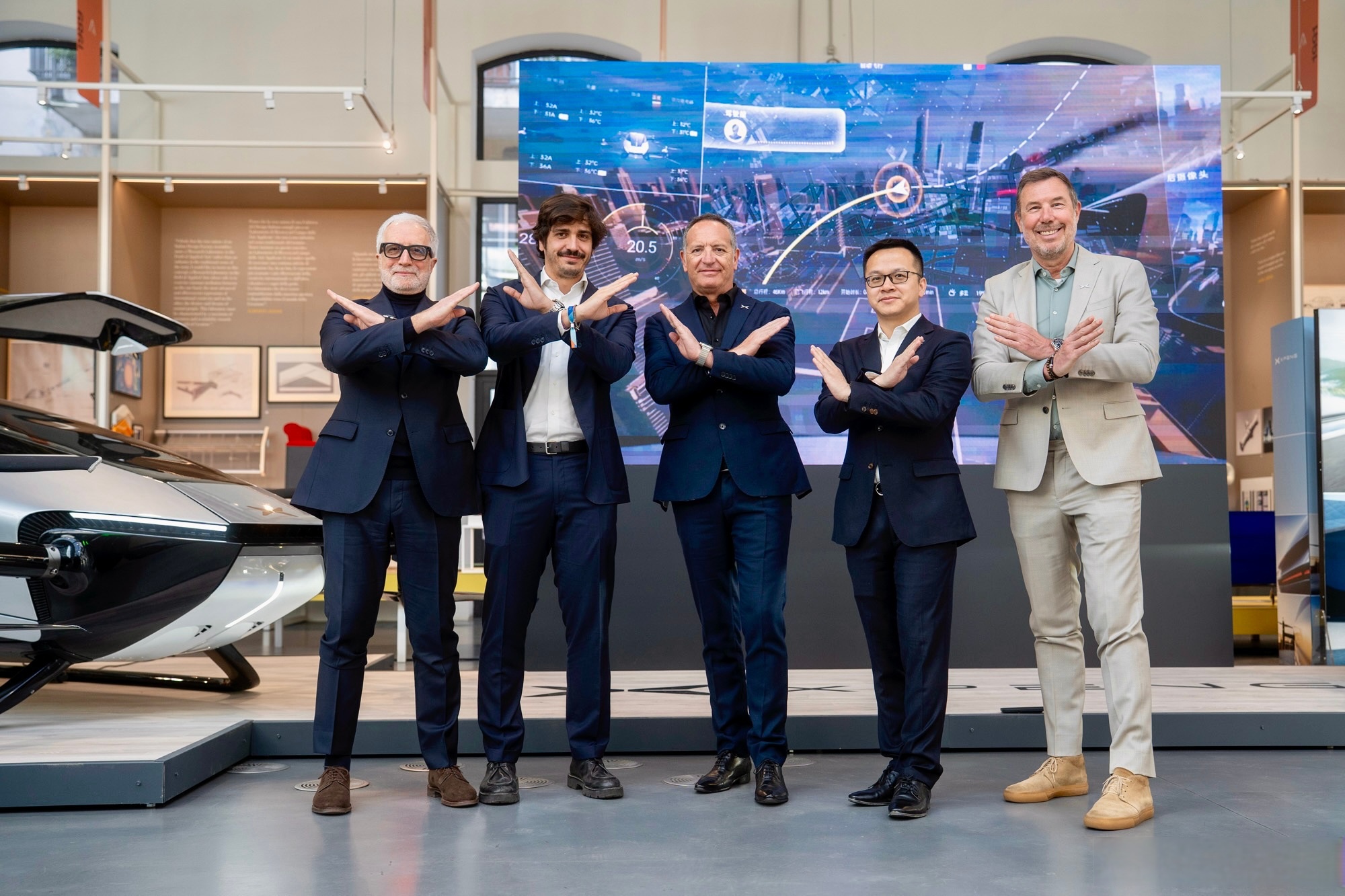 广汽集团机器人业务独立运营,慧仑科技落地黄埔并发布GoMate Mini