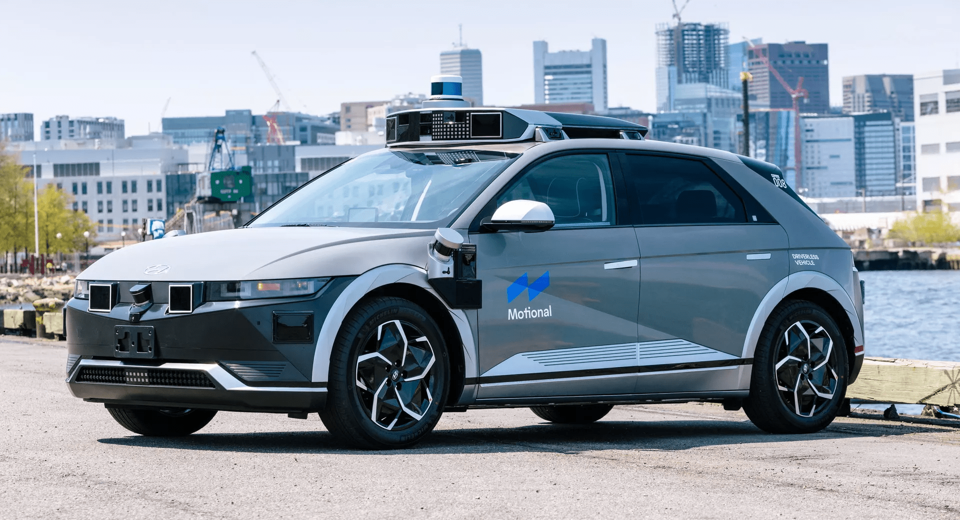 日产、优步与 Wayve 达成自动驾驶出租车合作