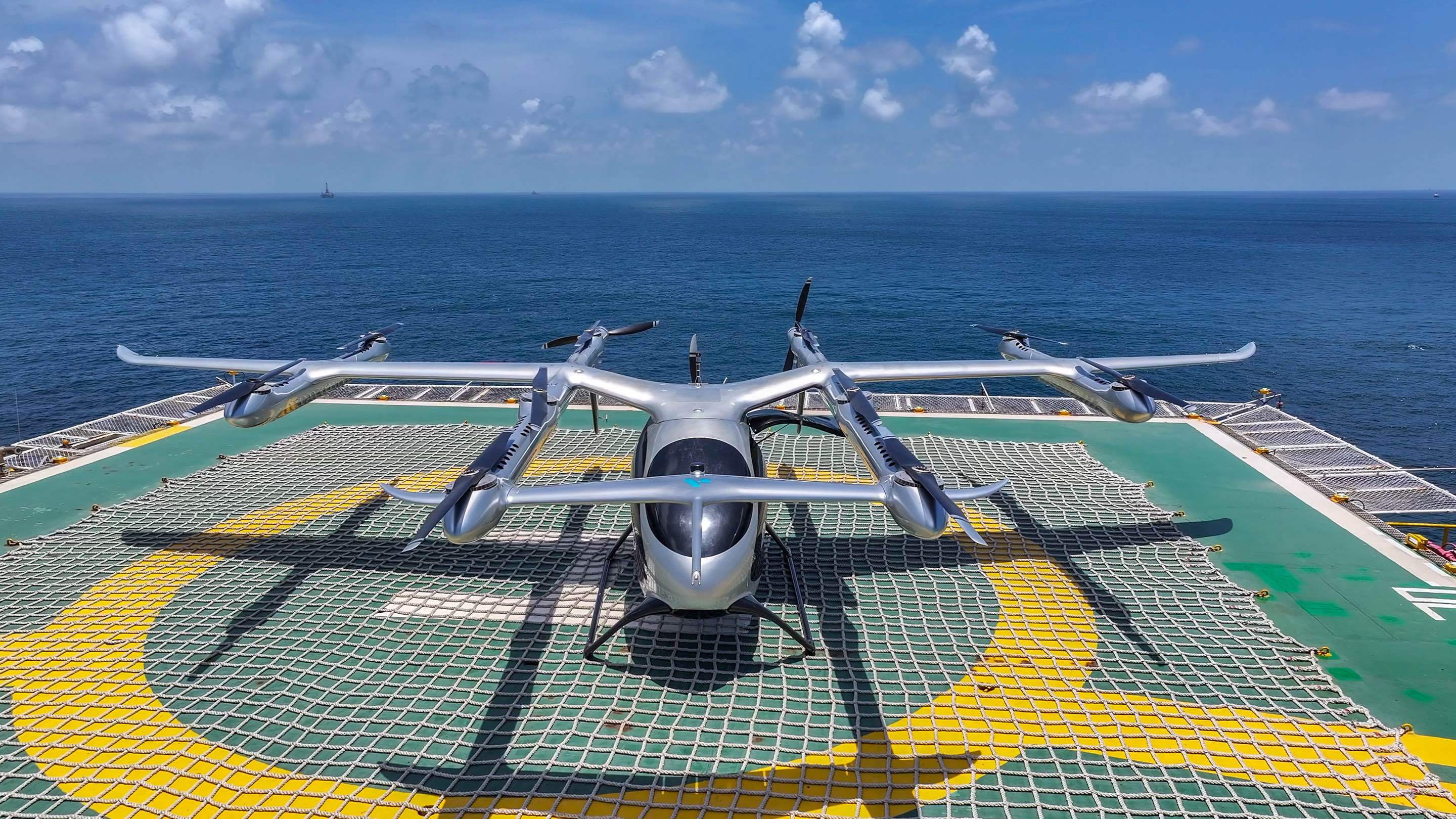 低空经济再添“重量级”突破,全球首款5吨级eVTOL“天际龙”完成转换飞行