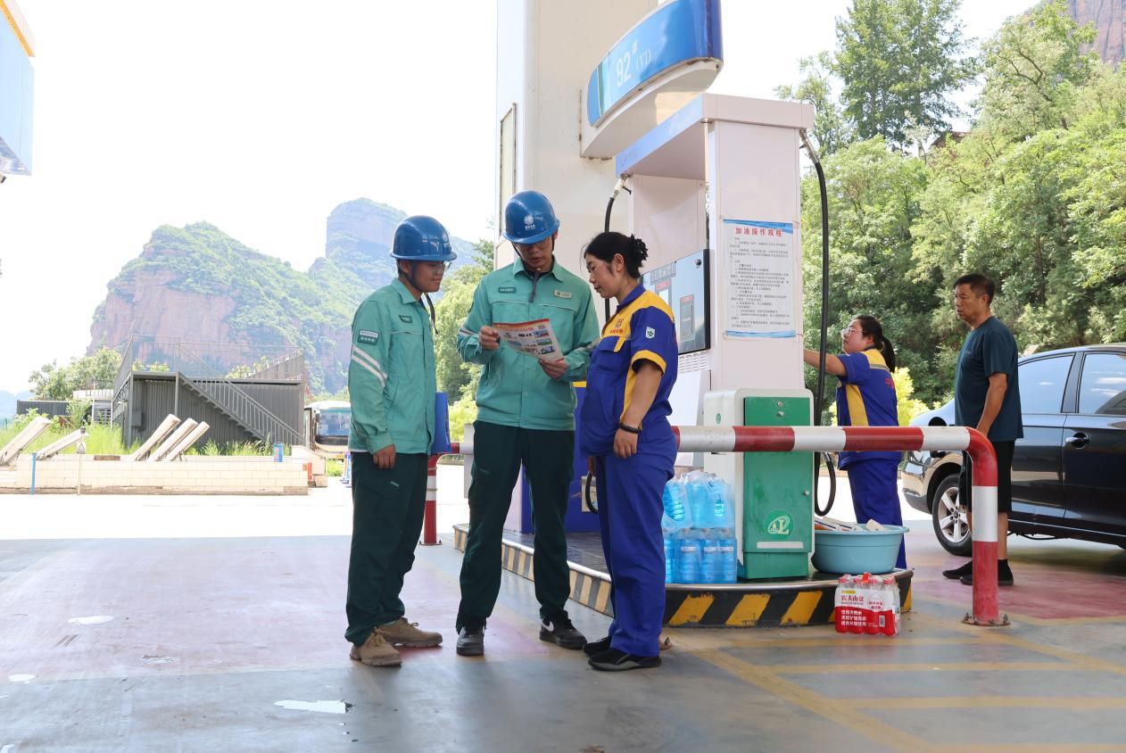 一箱油贵出35欧,全球开始“弃油投电”?