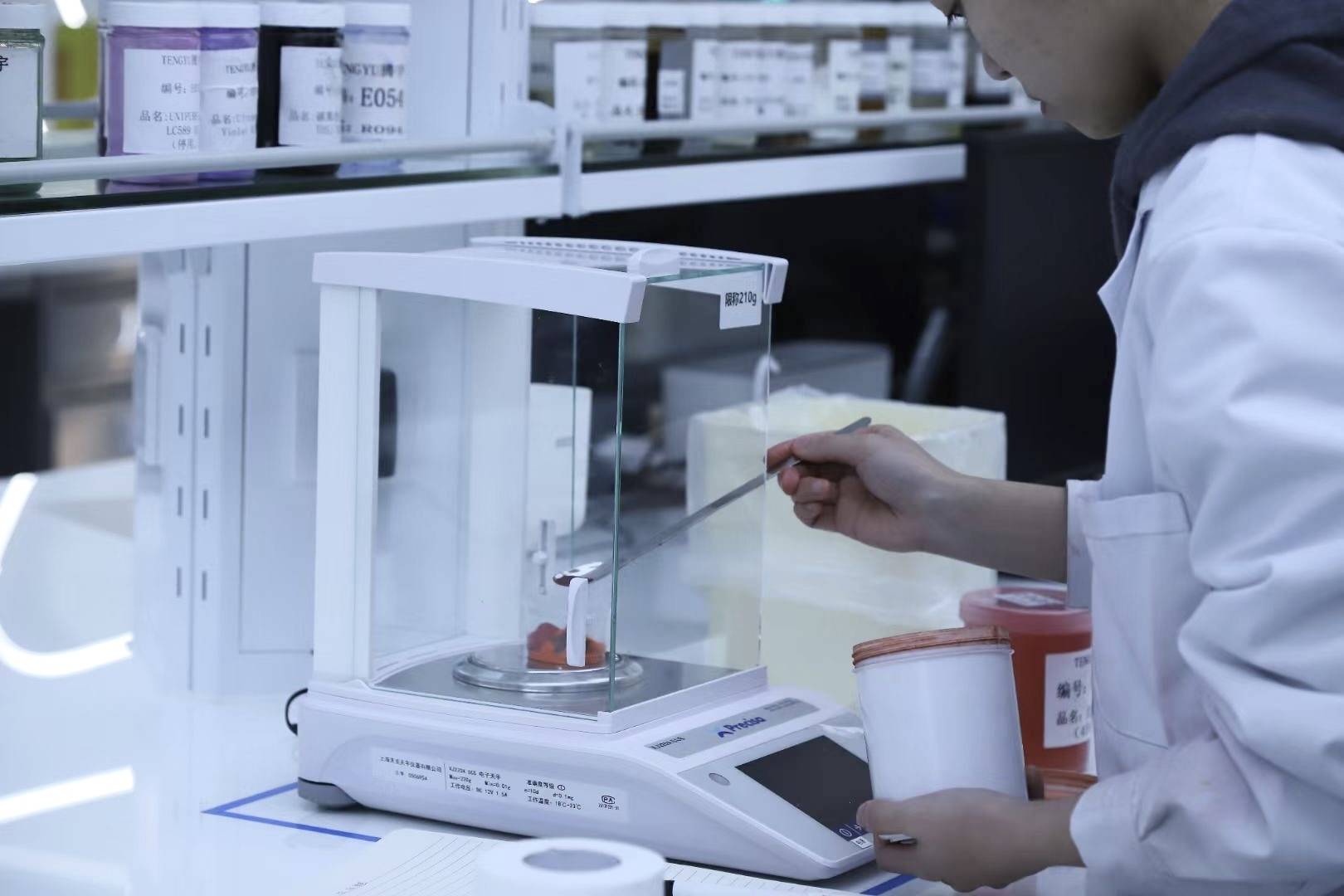 浩思动力智能控制中心试验室正式投入运营