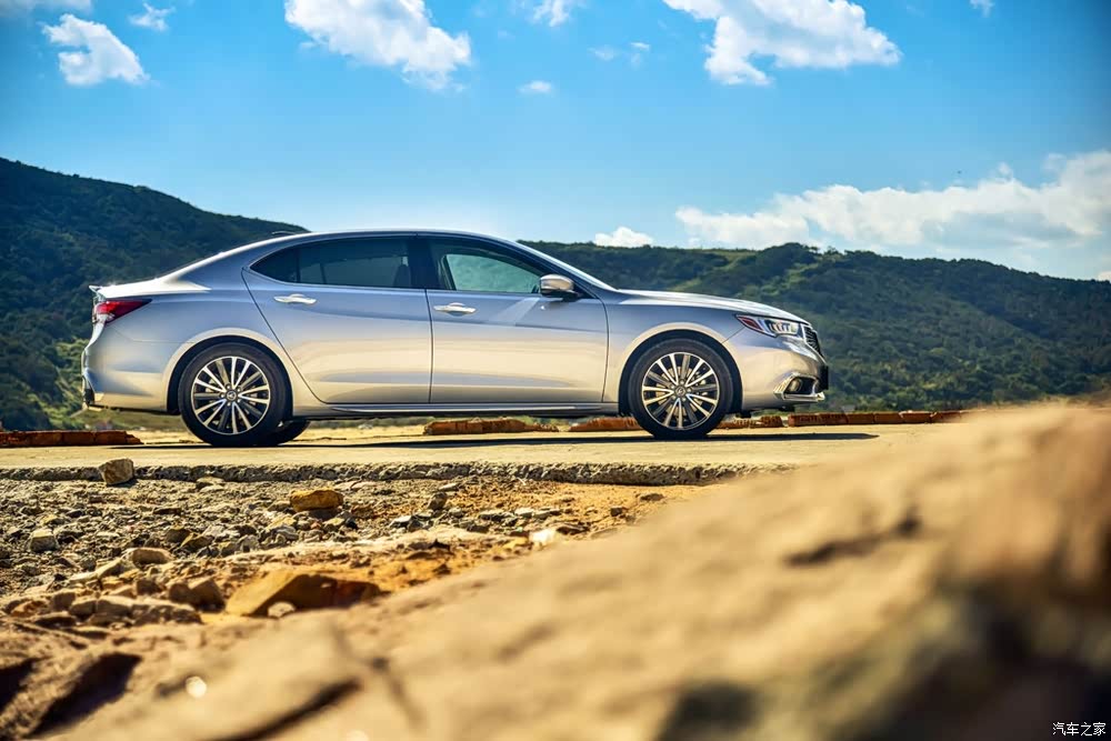 墨西哥谋求在美墨加协定审议前，就钢铁、铝及汽车达成先期贸易协议