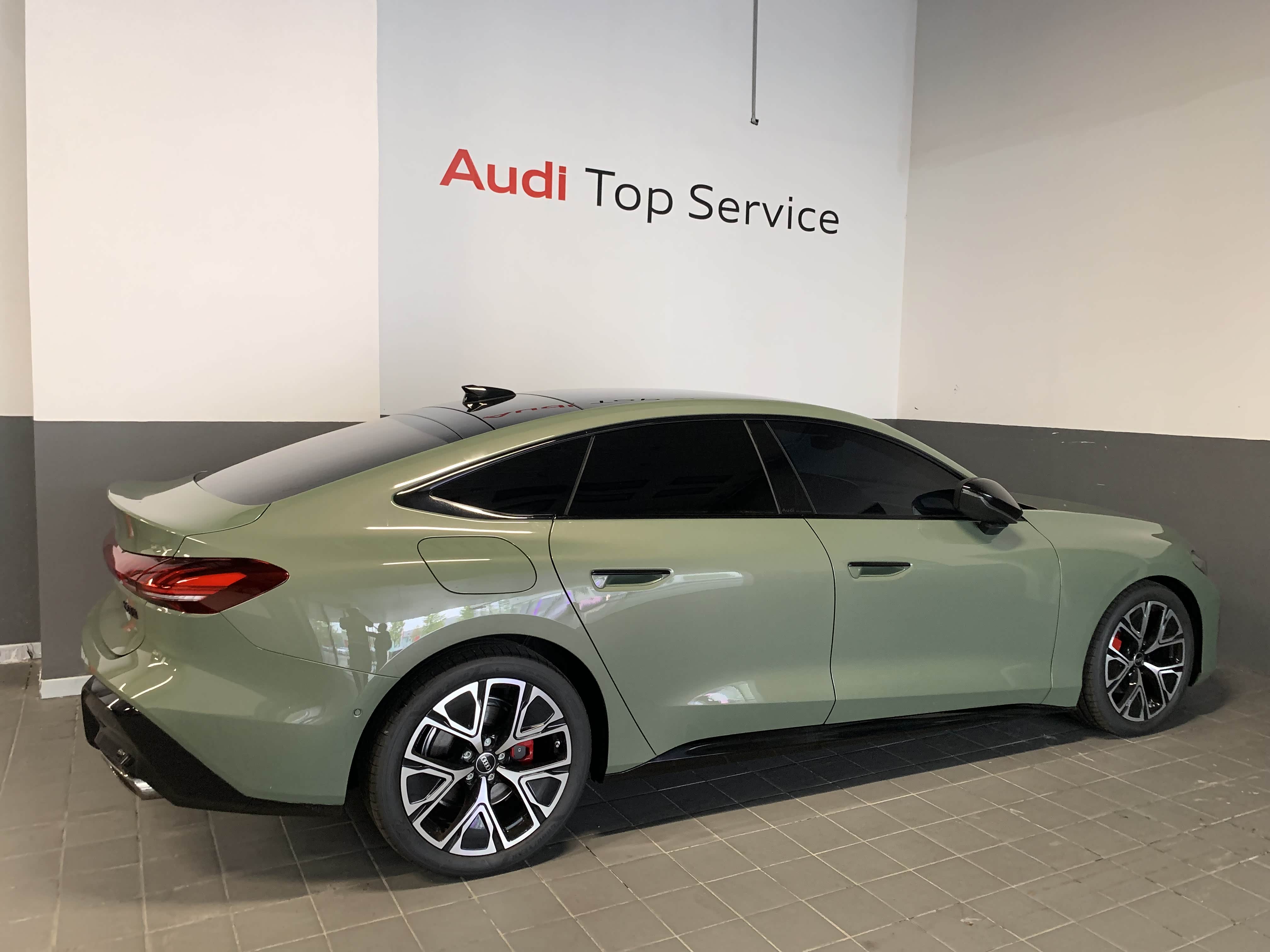 新款奥迪A5L Sportback上市 售27.99万起