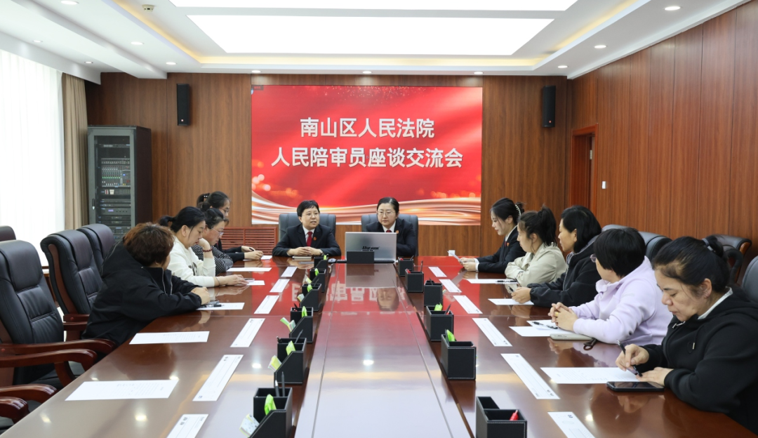 深化交流丨CEO周晓莺受邀出席欧摩威自动驾驶及出行事业群闭门会
