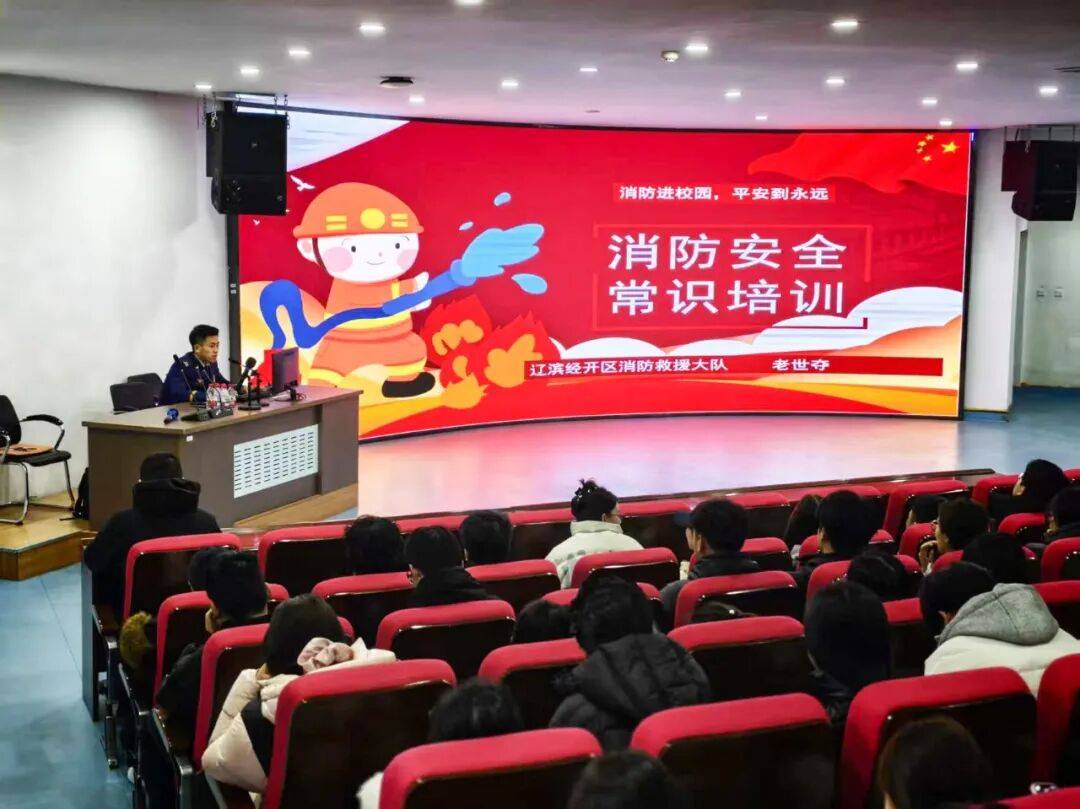 教材教辅到位 安全知识进校园 各地多举措护航开学季